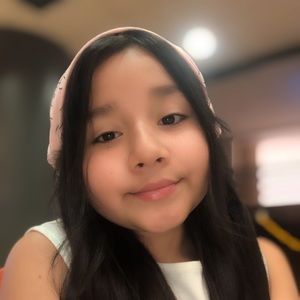 Meet your Posher, Leslie